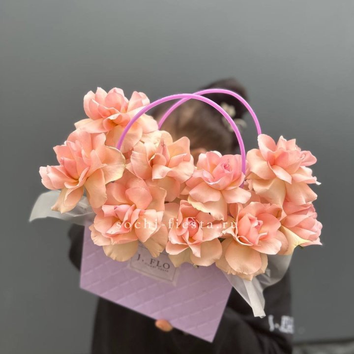 Сумочка с розами "Кети" в Симферополи