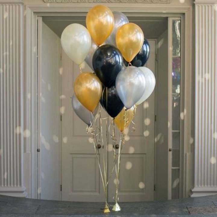 Фонтан шаров "Фаерворк" в Симферополи