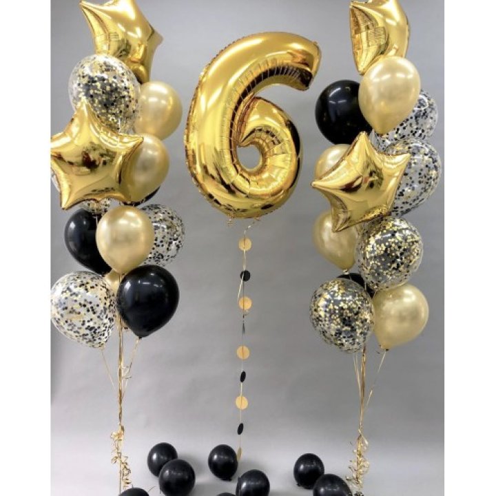 Цифра с фонтанами шаров  в Симферополи