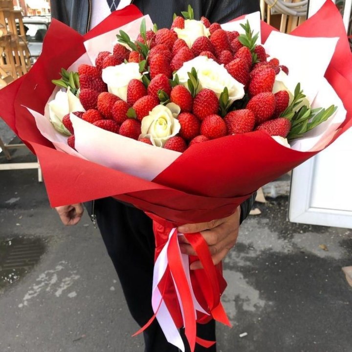 Клубника со сливками №1 в Симферополи