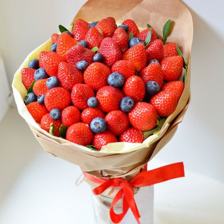 Ягодный бум №2 в Симферополи