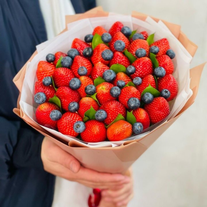 Ягодный бум №4 в Симферополи