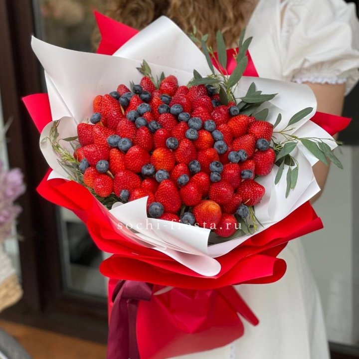 Ягодный бум №6 в Симферополи