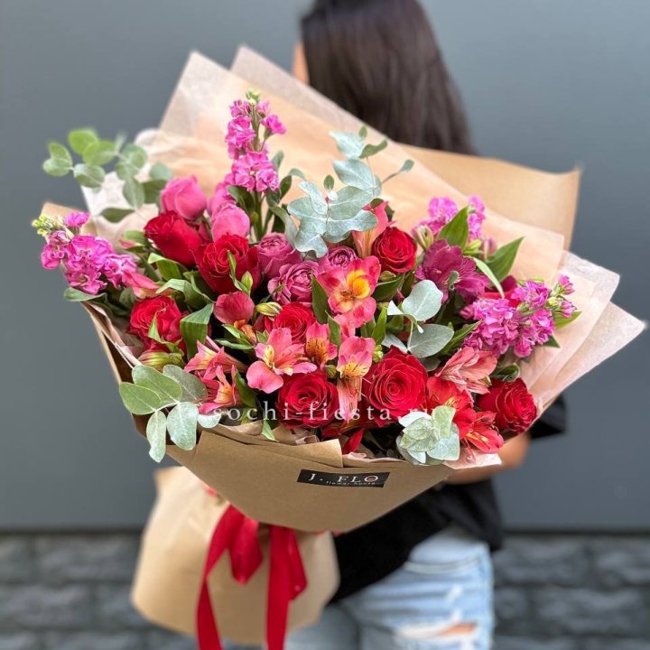 Дизайнерский букет №3 в Симферополи