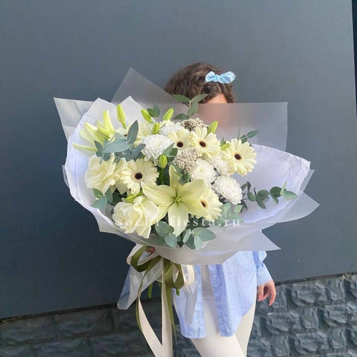 Букет с лилией и герберой в Симферополи