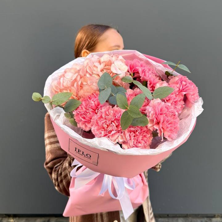 Дуо диантусы и гортензия в Симферополи