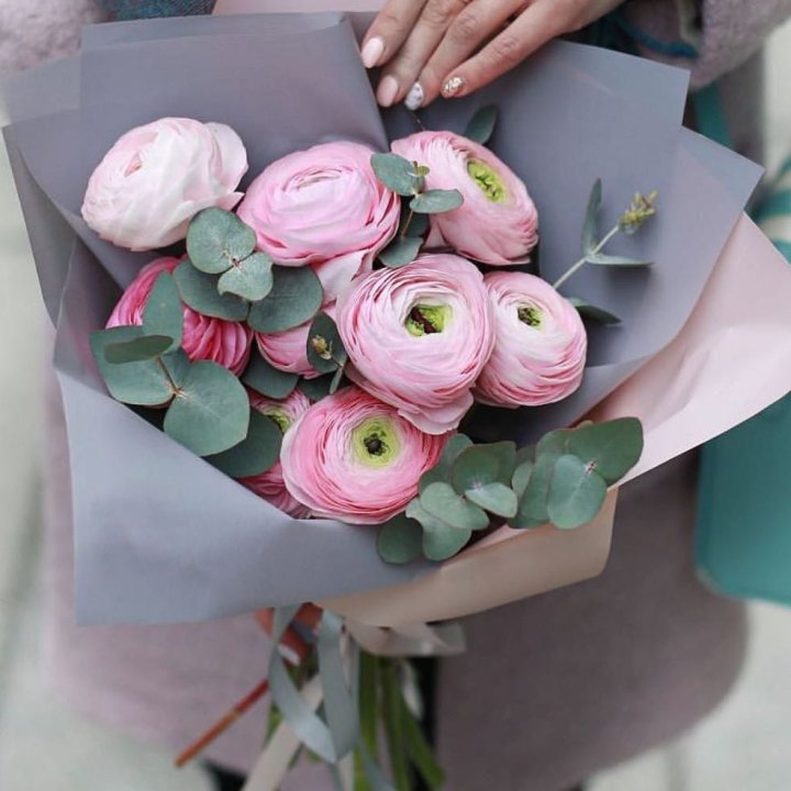 Ранункулюсы с эвкалиптом №1 в Симферополи