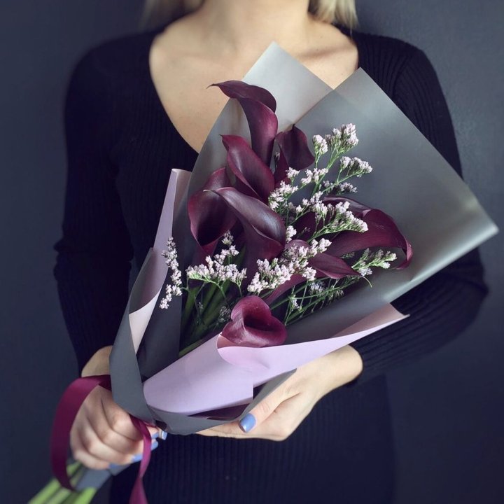 Букет фиолетовых калл в Симферополи