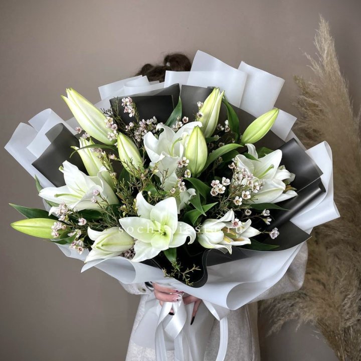 Букет лилий Снежная королева в Симферополи