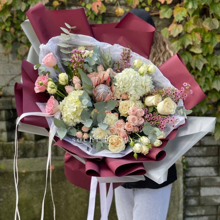 Авторский букет с протеей №1 в Симферополи