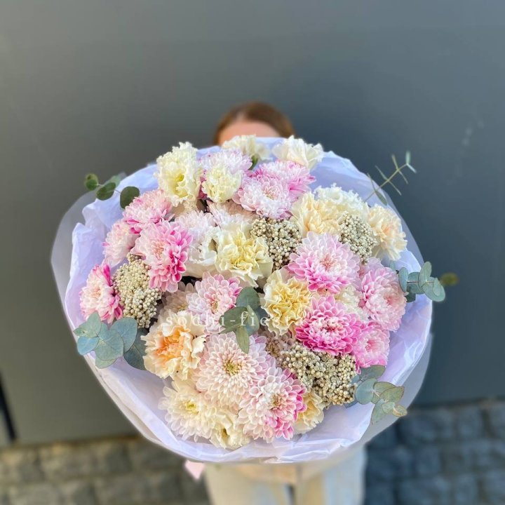 Букет из стойких цветов  в Симферополи