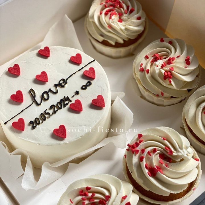 Капкейки и бенто-торт "Любимые" в Симферополи