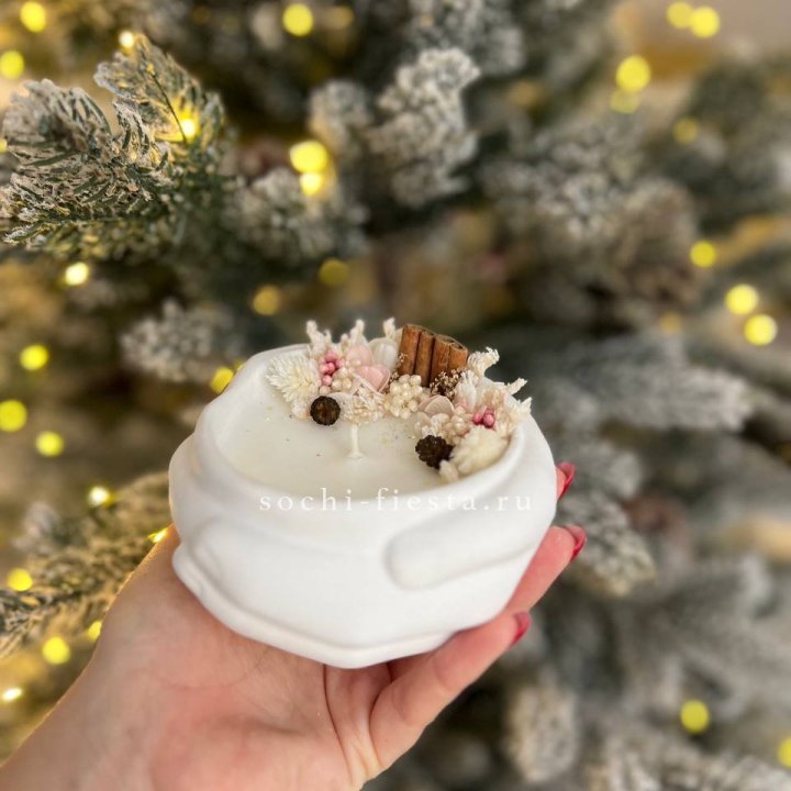 Свеча ароматическая в гипсе Руки с корицей в Симферополи