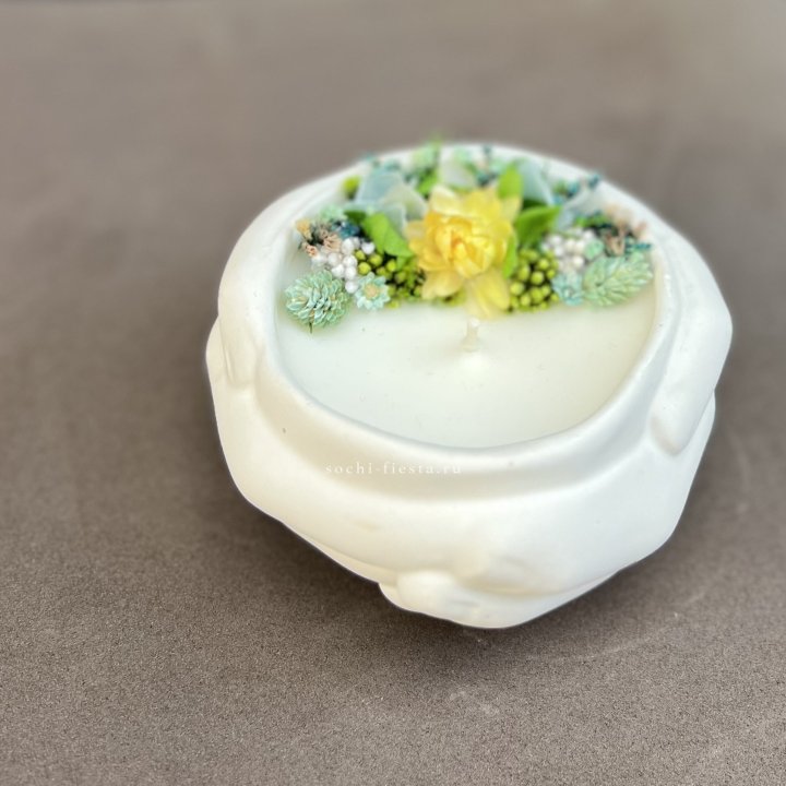 Свеча ароматическая в гипсе Руки в Симферополи