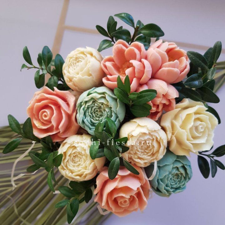 Цветы из шоколада "Альма" в Симферополи