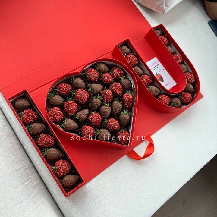 Клубника в шоколаде "Я люблю тебя" в Симферополи