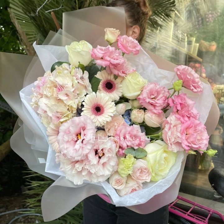 Дизайнерский букет "Лаундж пак" в Симферополи