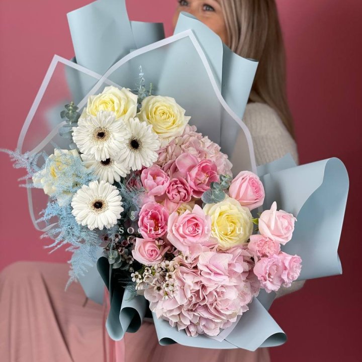 Дизайнерский букет "Адель" в Симферополи