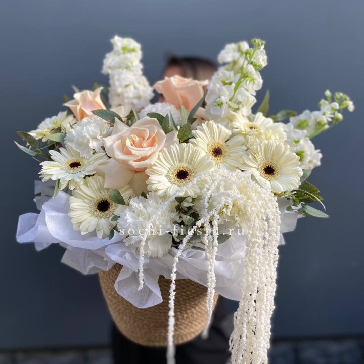 Цветы в джутовом кашпо "Валери" в Симферополи