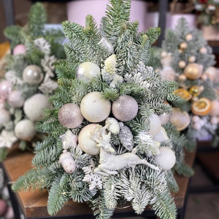 Ёлочка "Хепи крисмас" в Симферополи