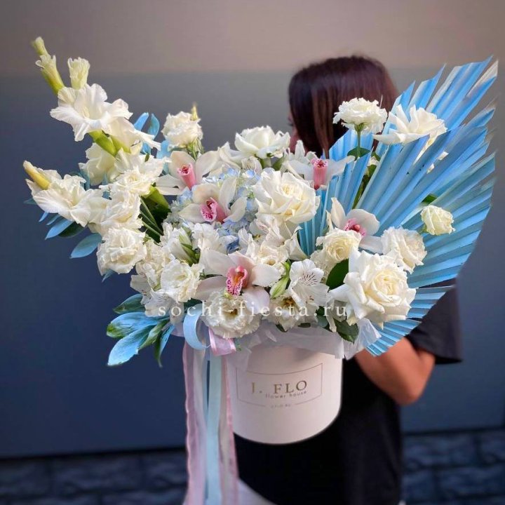 Цветочный бокс №3 в Симферополи