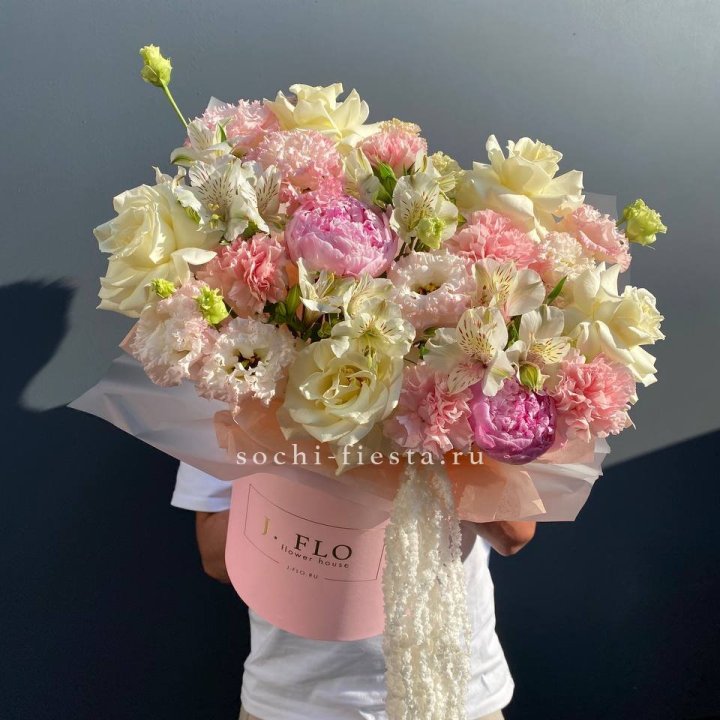 Дизайнерский бокс "Альфина" в Симферополи