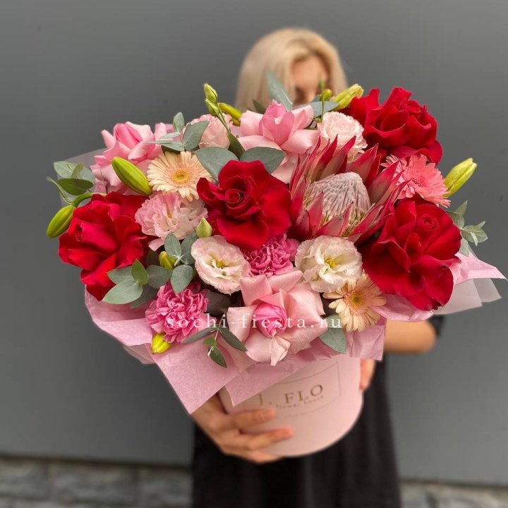 Коробка "Краски солнца" в Симферополи