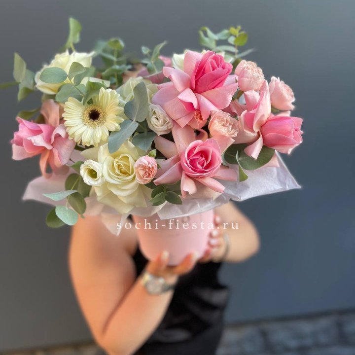  Коробочка  "Полу месяц" в Симферополи