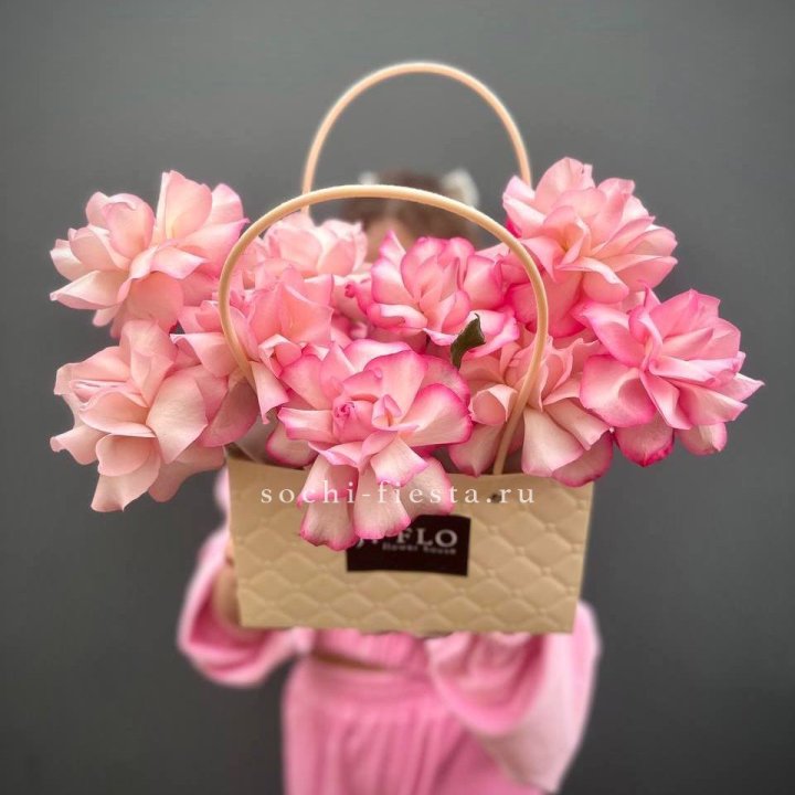 Сумочка розовых роз Венди в Симферополи