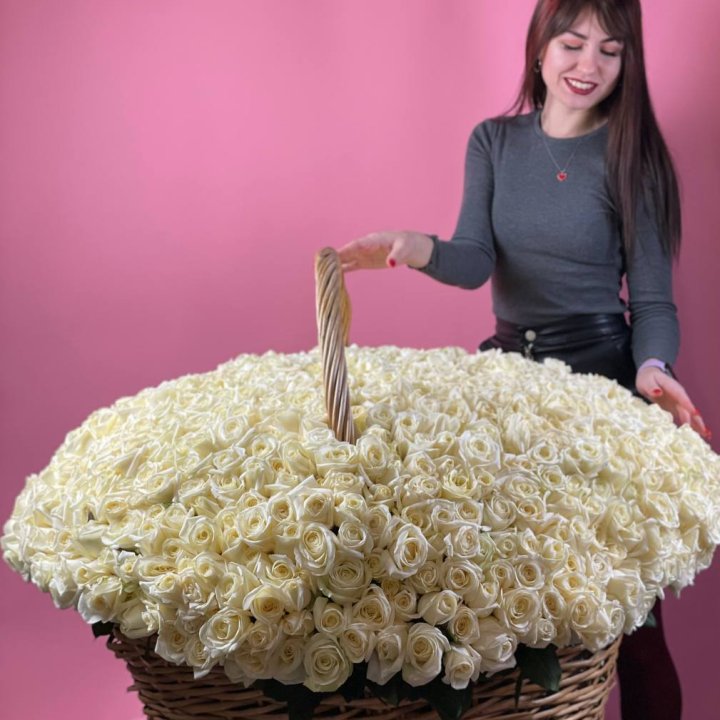 1001 белая роза в Симферополи