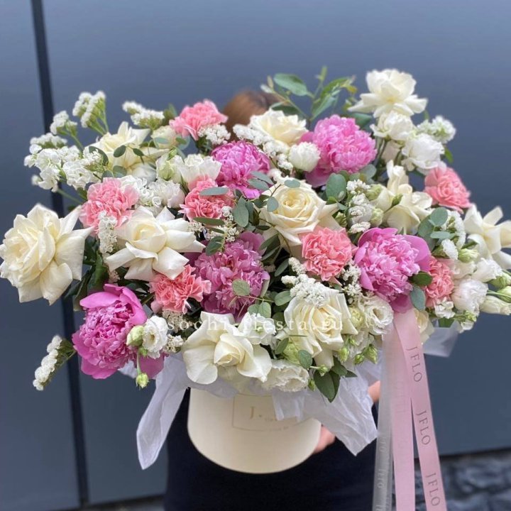 Дизайнерский бокс "Амор этерна" в Симферополи