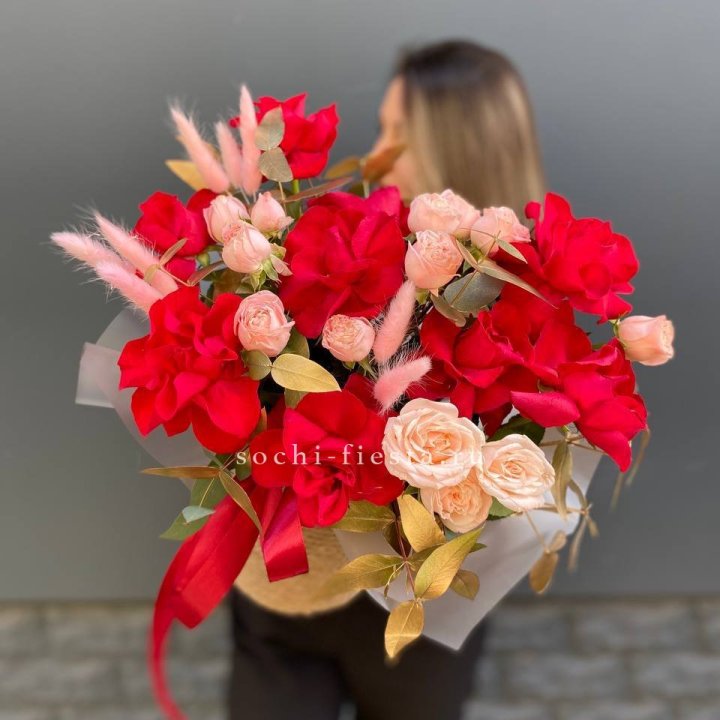 Джутовое кашпо "Любовь Лолиты" в Симферополи