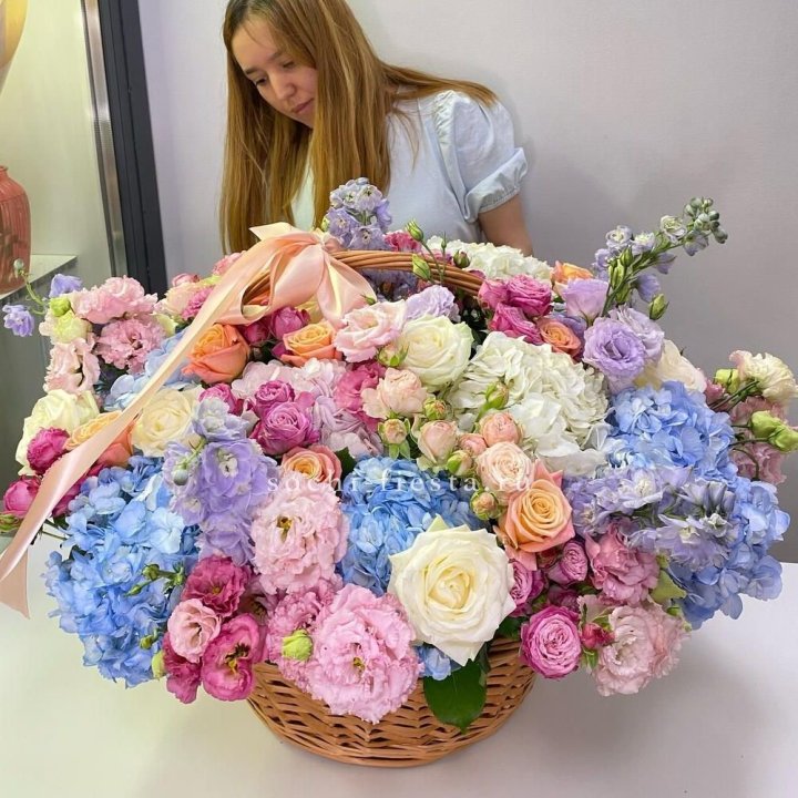 Авторская корзина "Экстра" в Симферополи