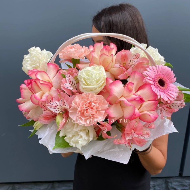 Летняя корзина №2 в Симферополи