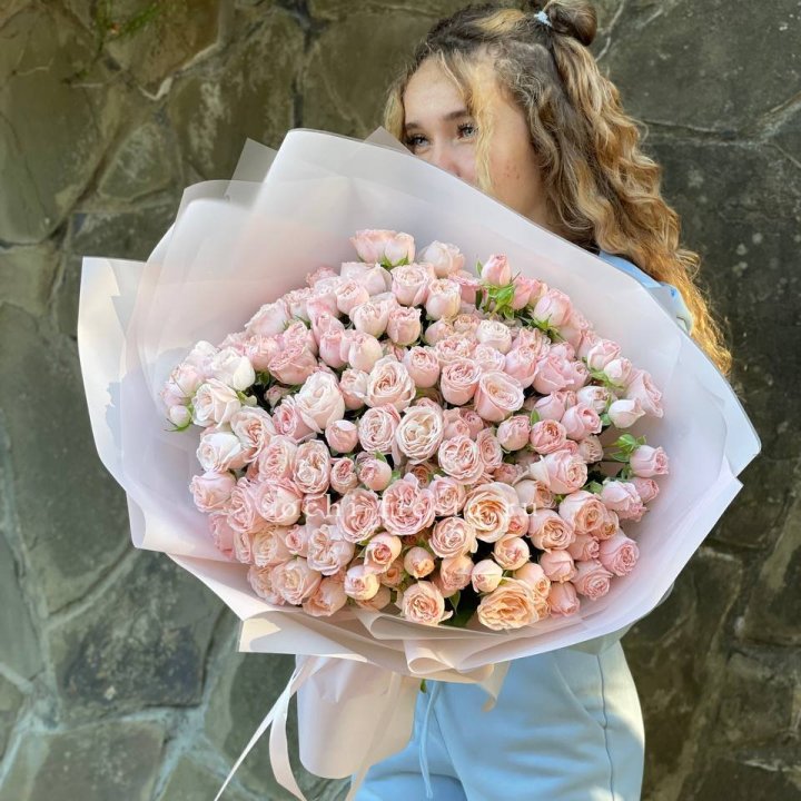 45 роза бомбастик Крем в Симферополи