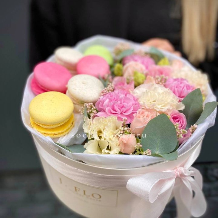 Бокс с макаронс "Тендернес" в Симферополи