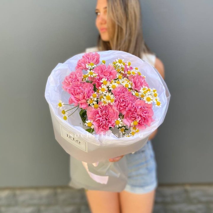 Дуобукет диантусов и ромашек в Симферополи