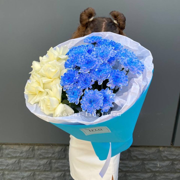 Дуо букет розы и хризантема в Симферополи