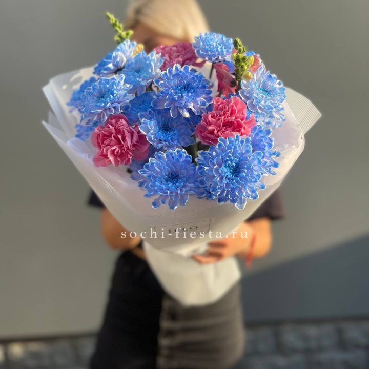 Букет сборный с хризантемой в Симферополи