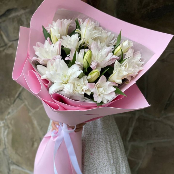 Букет пионовидных лилий №1 в Симферополи