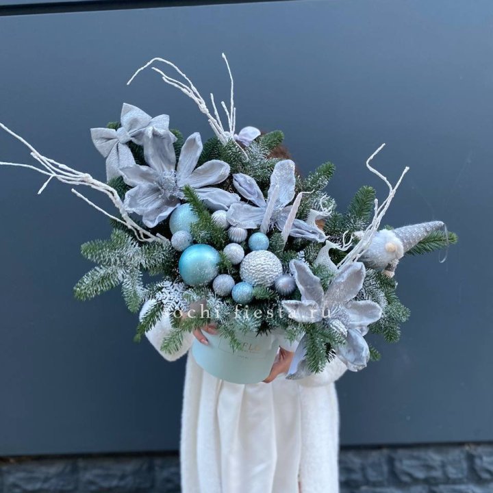 Композиция "Снежный цветок" в Симферополи