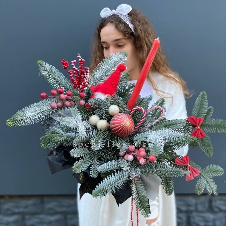 Композиция в бокале красная в Симферополи