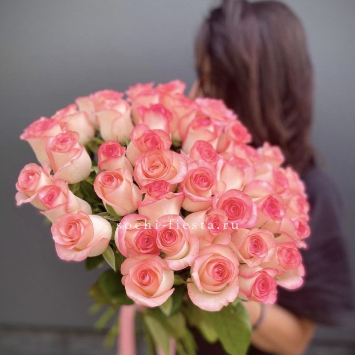 Охапка Роз Джумилия в Симферополи
