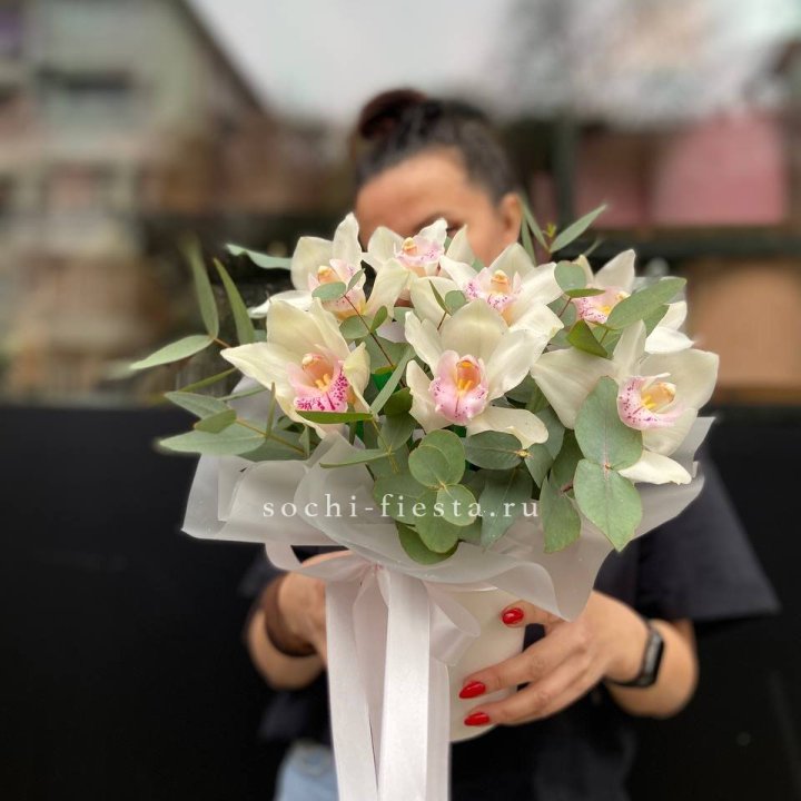 Бокс с орхидеями в Симферополи