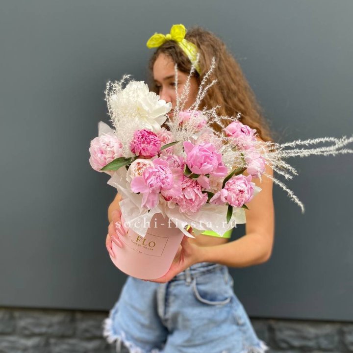 Цилиндр "Амина" в Симферополи