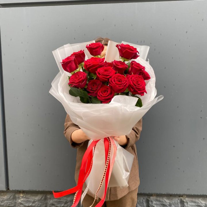 15 высоких роз  в Симферополи