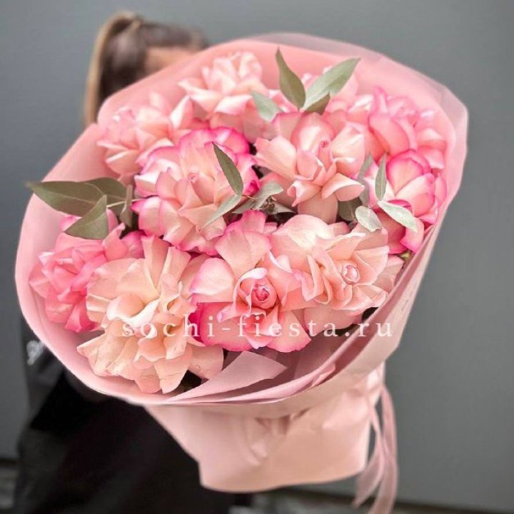 Нежно- розовые французские розы Венди в Симферополи