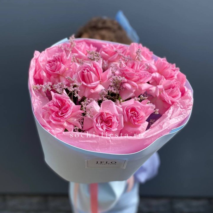 Букет французских розовых роз  в Симферополи
