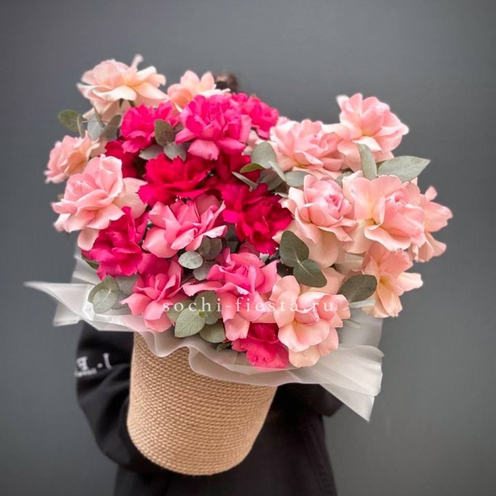 23 Французские розы Микс в боксе в Симферополи