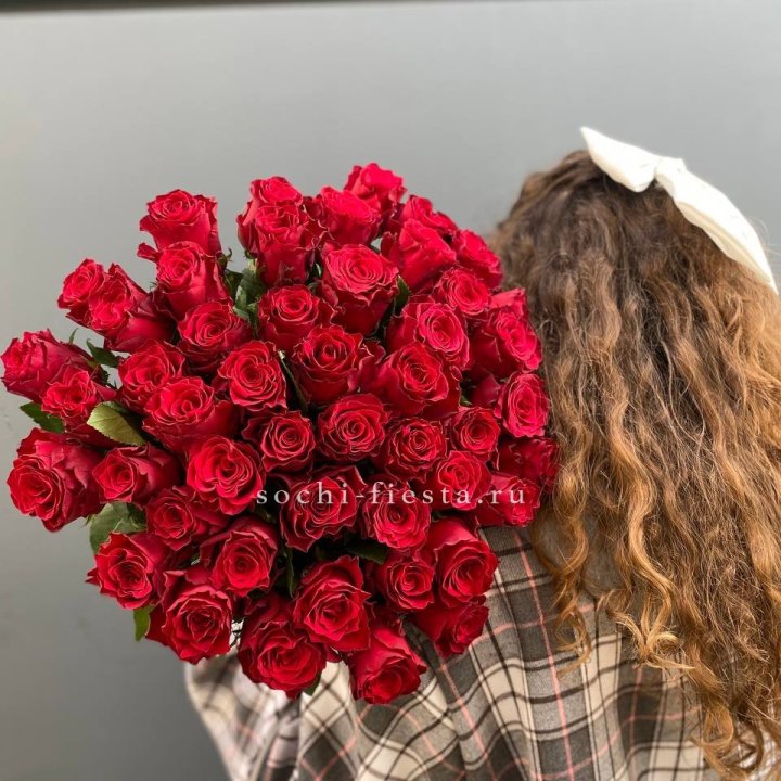 51 красная роза в Симферополи